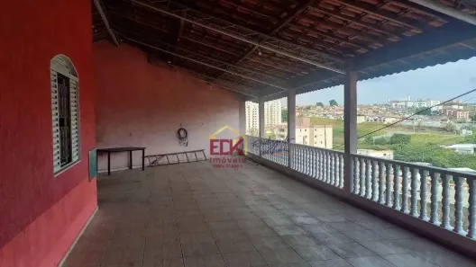 Sobrado com 2 Quartos à venda, 320m² no Jardim Pitoresco, Jacareí