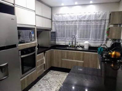 Sobrado com 2 Quartos à venda, 136m² no Santa Maria, Santo André