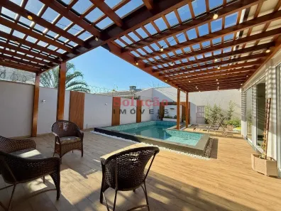 Sobrado com 3 Quartos à venda, 270m² no Marechal Rondon, Canoas