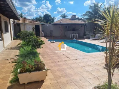 Fazenda/Sítio com 4 Quartos à venda, 350m² no Estância São Carlos, Guapiaçu