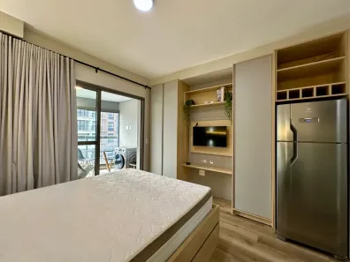 Apartamento com 1 Quarto para alugar, 32m² no Jardim das Acácias, São Paulo