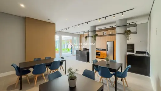 Apartamento com 2 Quartos à venda, 80m² no Moinhos de Vento, Porto Alegre