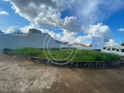 Lote/Terreno à venda, 407m² no Centro, Marília