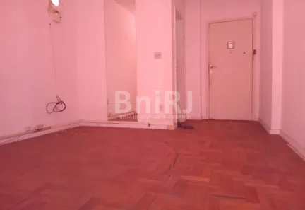Sala Comercial à venda, 30m² no Centro, Niterói