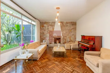 Casa com 3 Quartos à venda, 305m² no Santo Amaro, São Paulo