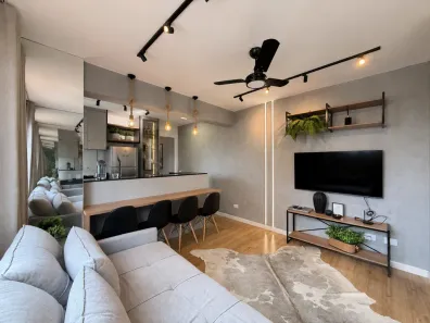 Apartamento com 2 Quartos à venda, 51m² no Zona 01, Maringá