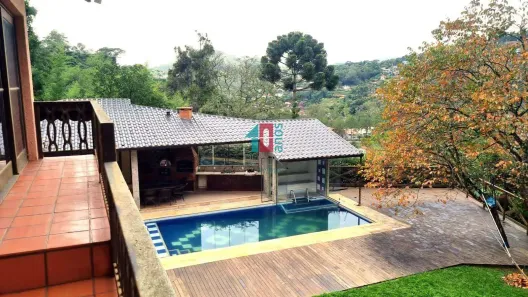 Fazenda/Sítio com 3 Quartos à venda, 355m² no Parque do Imbui, Teresópolis