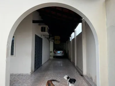 Casa com 3 Quartos à venda, 200m² no Morada da Serra, Cuiabá