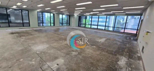 Sala Comercial para alugar, 218m² no Cerqueira César, São Paulo