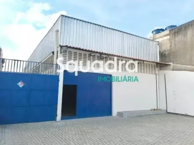 Galpão/Depósito/Armazém para alugar, 220m² no Parangaba, Fortaleza