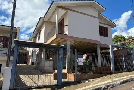 Casa com 3 Quartos à venda, 130m² no , Sarandi