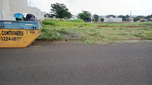 Lote/Terreno à venda, 400m² no Bom Jardim, Maringá