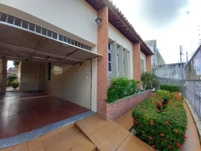 Casa com 4 Quartos à venda, 250m² no Salgado Filho, Aracaju