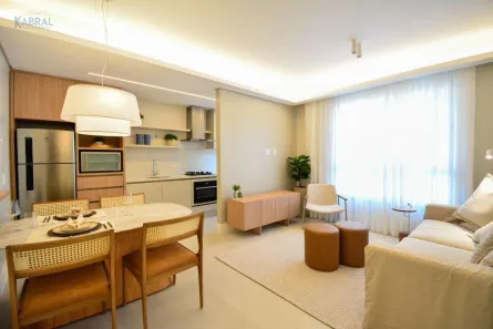 Apartamento com 2 Quartos para alugar, 64m² no Centro, Florianópolis