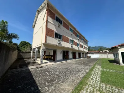 Casa de Condomínio com 2 Quartos para alugar, 90m² no Paiol, Guapimirim