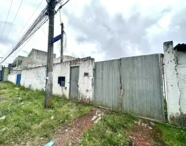 Lote/Terreno à venda, 762m² no Boqueirão, Curitiba