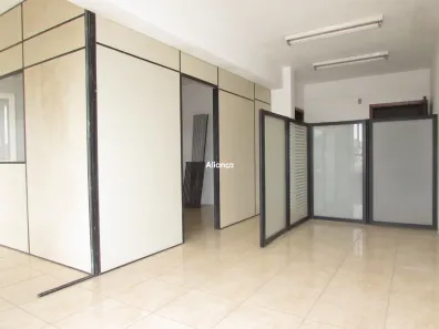 Sala Comercial para alugar, 56m² no Medianeira, Porto Alegre