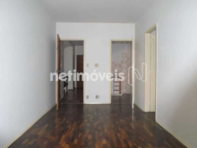 Apartamento com 2 quartos — Calafate, Belo Horizonte