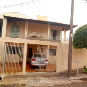 Casa com 3 Quartos à venda, 163m² no Pinheiros, Londrina