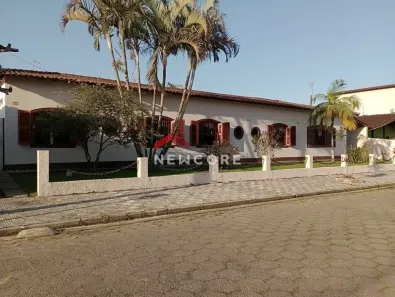 Casa com 4 Quartos à venda, 278m² no Parque Turistico, Peruíbe