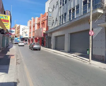 Ponto Comercial para alugar, 107m² no Centro, Montes Claros