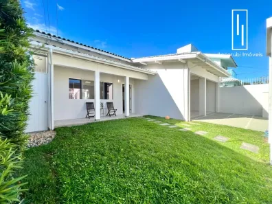Casa com 3 Quartos à venda, 170m² no Itacorubi, Florianópolis