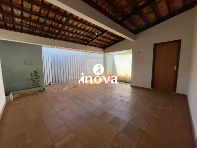 Casa com 3 Quartos à venda, 177m² no COHAB Boa Vista, Uberaba