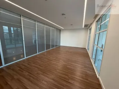 Sala Comercial para alugar, 145m² no Vila Cordeiro, São Paulo