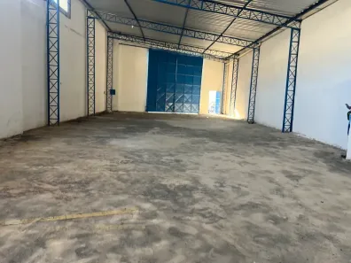 Galpão/Depósito/Armazém para alugar, 321m² no Prado, Maceió