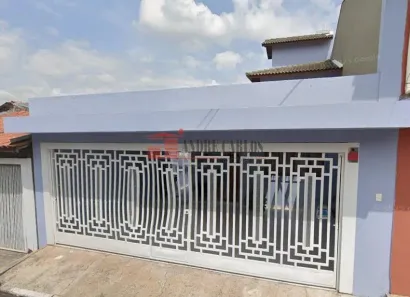 Casa com 4 Quartos à venda, 200m² no Metalúrgicos, Osasco