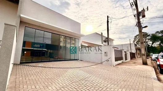 Ponto Comercial para alugar, 217m² no Nova Esperança, Nova Esperança