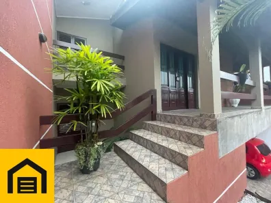 Sobrado com 6 Quartos à venda, 398m² no Vila Bocaina, Mauá