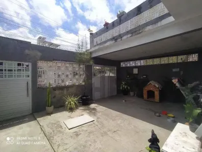Casa com 4 Quartos à venda, 300m² no Ouro Preto, Olinda