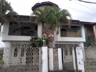 Casa com 3 Quartos à venda, 200m² no Indaiá, Caraguatatuba