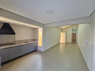 Casa com 3 Quartos para alugar, 130m² no Vila Romana, Marília