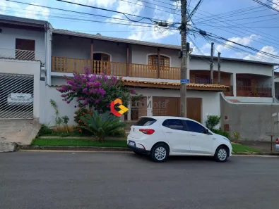 Sobrado com 3 Quartos à venda, 261m² no Loteamento Parque das Hortências (Sousas), Campinas