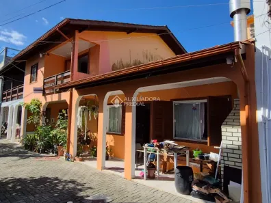 Casa com 6 Quartos à venda, 133m² no Armação do Pântano do Sul, Florianópolis