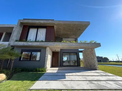 Casa de Condomínio com 4 Quartos à venda, 235m² no Praia de Atlântida, Xangri-lá