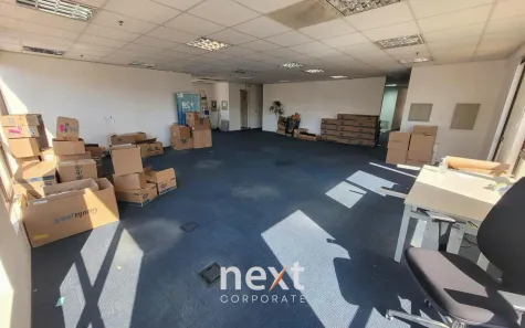 Sala Comercial com 4 Quartos para alugar, 244m² no Cambuí, Campinas
