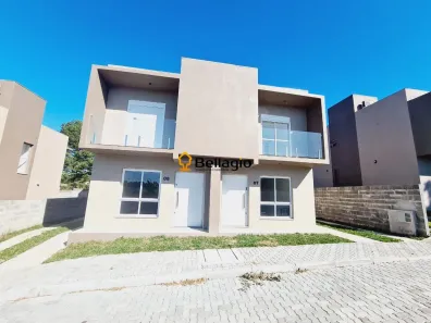 Casa com 2 Quartos para alugar, 72m² no São José, Santa Maria