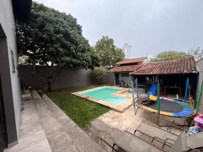 Casa com 4 Quartos à venda, 273m² no Glória, Macaé