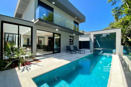 Casa com 5 Quartos à venda, 335m² no Riviera, Bertioga