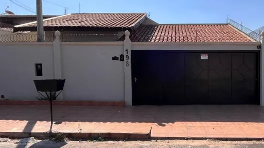 Casa com 3 Quartos à venda, 215m² no Jardim Califórnia, Barretos