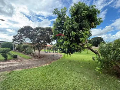 Fazenda/Sítio com 2 Quartos à venda, 193m² no Vila Nossa Senhora de Fátima, Ourinhos
