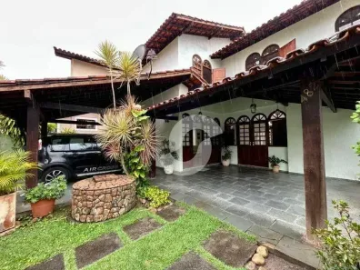 Casa com 3 Quartos à venda, 442m² no Piratininga, Niterói