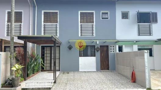 Casa de Condomínio com 2 Quartos para venda ou aluguel, 80m² no Boraceia, Bertioga