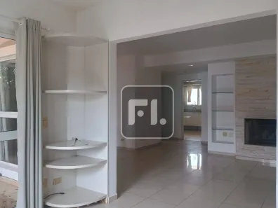 Casa de Condomínio com 3 Quartos para alugar, 160m² no Tamboré, Santana de Parnaíba