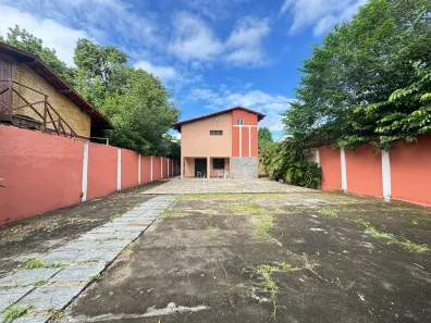Casa com 4 Quartos para alugar, 334m² no Engenheiro Luciano Cavalcante, Fortaleza