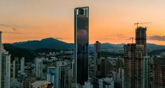 Apartamento com 4 Quartos à venda, 170m² no Centro, Balneário Camboriú