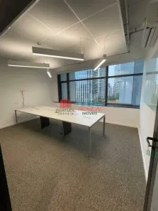 Sala Comercial para alugar, 265m² no Itaim Bibi, São Paulo